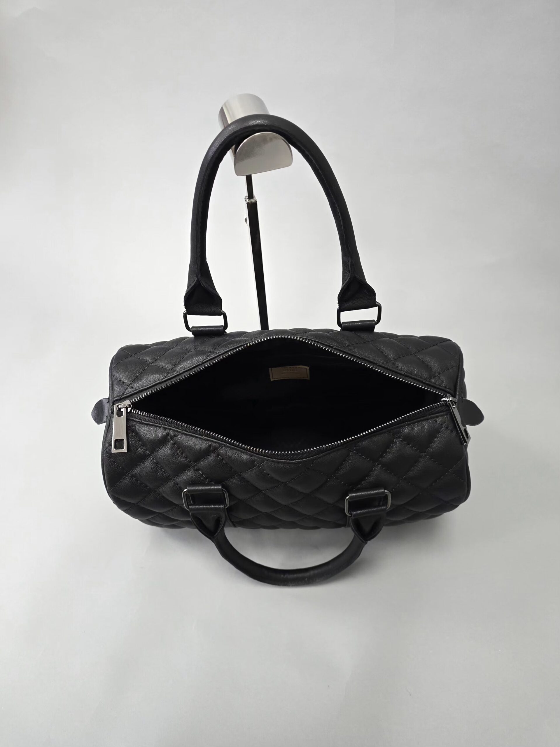 Rankų darbo odinė moteriška rankinė „Erla” - Image 2